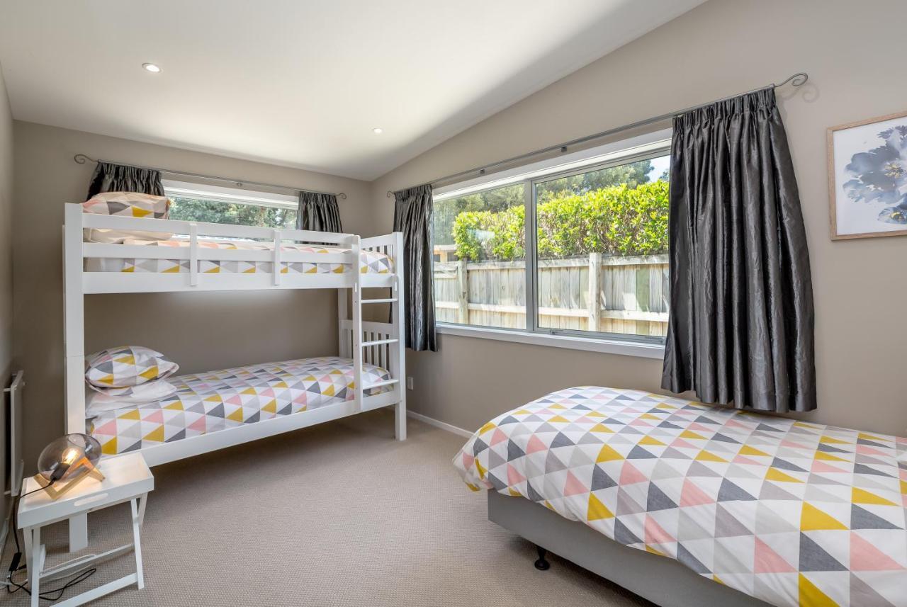 Wind Down On Esther Martinborough Exterior photo